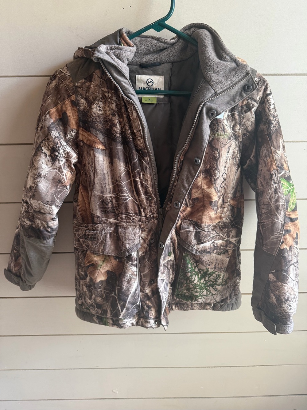 Magellan Outdoors Kids Camo Puffer Jacket in Brown and Green